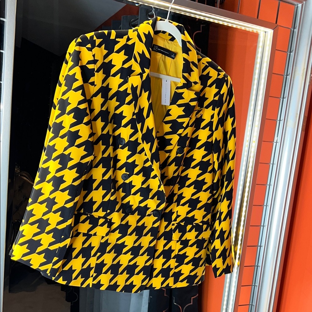 Vibrant Hive Authority ๐ Houndstooth Power Suit - Picture 2 of 7
